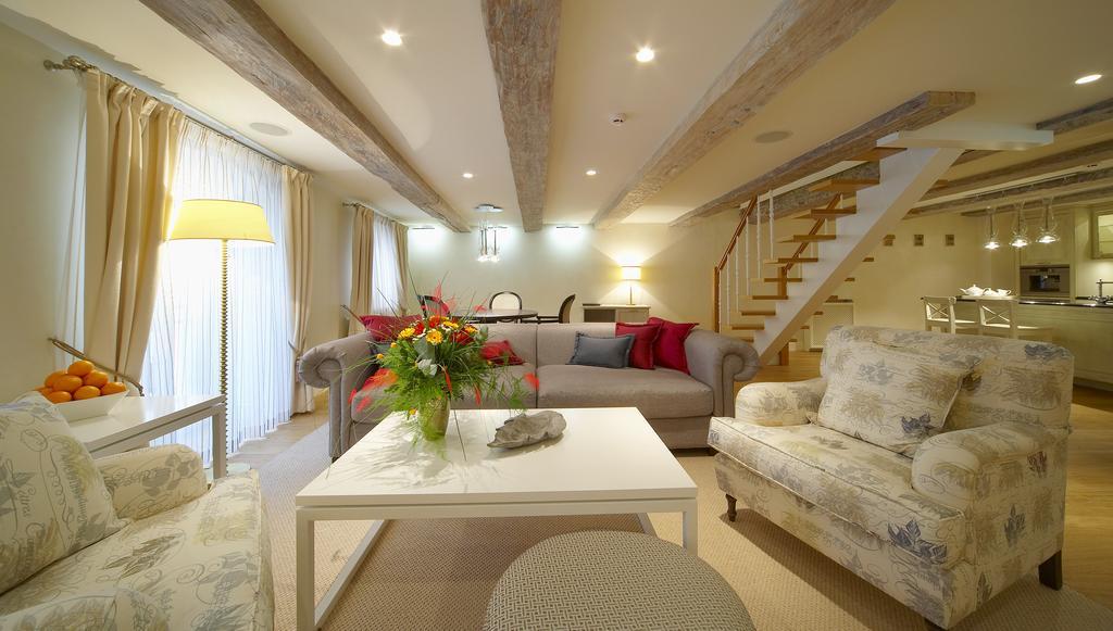 Garden Palace Viesnīca 4*